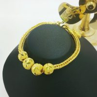 สร้อยข้อมือ หงส์ฟ้าเลสตรงกลางห้อยหัวใจ