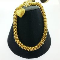 สร้อยข้อมือ เกลียวคุณนายเงาตัดลายห้อยหัวใจ