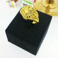 แหวน สามเหลี่ยมตัดลายฉลุข้าง