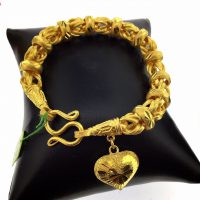สร้อยข้อมือเสือโคร่งห้อยหัวใจ