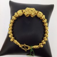 สร้อยข้อมือมงกุฎแสงระวี