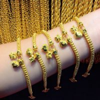 สร้อยข้อมือ น้ำหนัก 1บาท ลายข้าวโพด ห้อยใจดาว  น้ำหนัก 15.16 กรัม